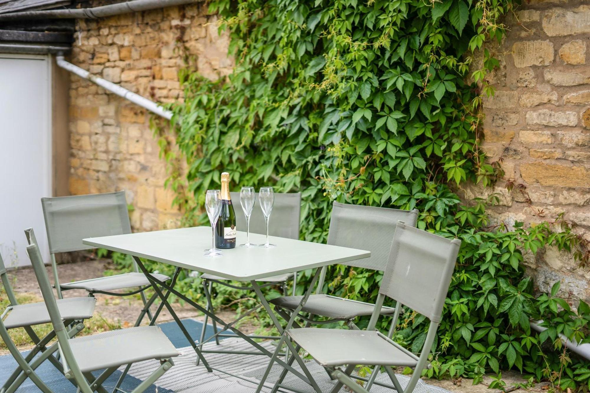 Redesdale View, High Street With Private Garden Apartment Moreton-in-Marsh Luaran gambar